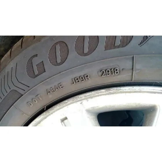 AUDI A4 BERLINA (B5) '2000 2.5 TDI AZUL