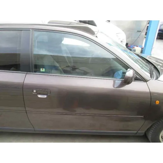 AUDI A3 (8L) '1997 1.8 T AMBIENTE MARRON