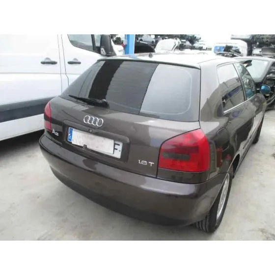 AUDI A3 (8L) '1997 1.8 T AMBIENTE MARRON