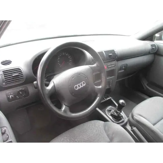 AUDI A3 (8L) '1997 1.8 T AMBIENTE MARRON