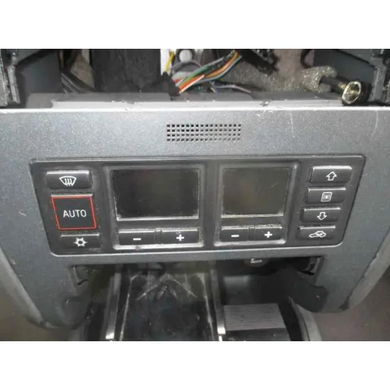 AUDI A3 (8L) '1997 1.8 T AMBIENTE MARRON