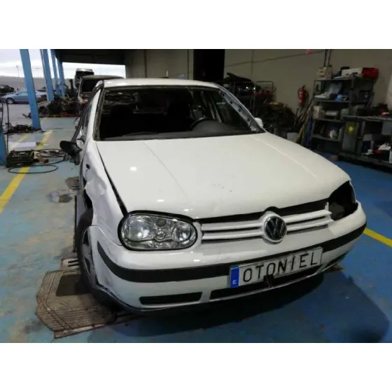 VOLKSWAGEN GOLF IV BERLINA (1J1) '1997 CONCEPTLINE BLANCO