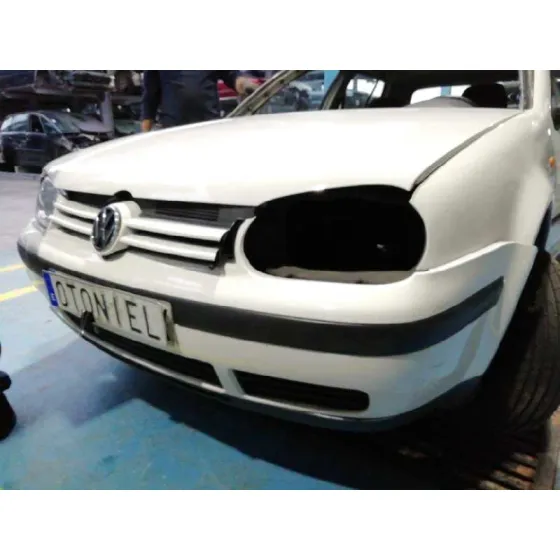 VOLKSWAGEN GOLF IV BERLINA (1J1) '1997 CONCEPTLINE BLANCO