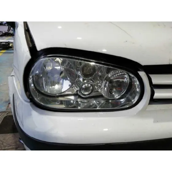 VOLKSWAGEN GOLF IV BERLINA (1J1) '1997 CONCEPTLINE BLANCO