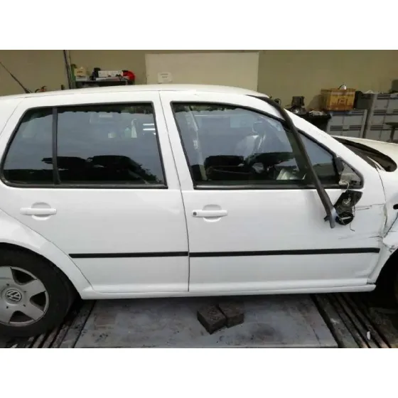 VOLKSWAGEN GOLF IV BERLINA (1J1) '1997 CONCEPTLINE BLANCO