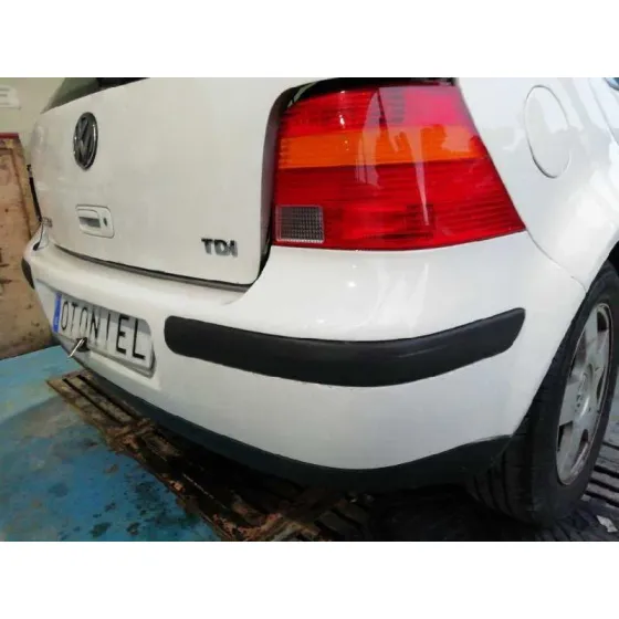 VOLKSWAGEN GOLF IV BERLINA (1J1) '1997 CONCEPTLINE BLANCO