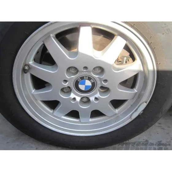 BMW SERIE 3 BERLINA (E36) '1993 325TD GRIS