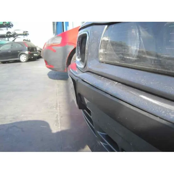 BMW SERIE 3 BERLINA (E36) '1993 325TD GRIS