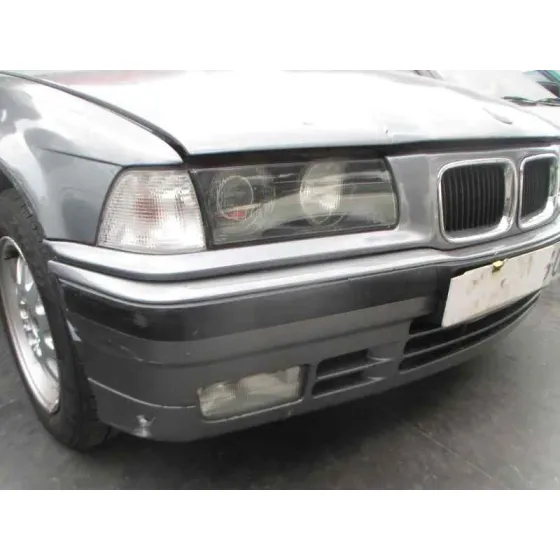 BMW SERIE 3 BERLINA (E36) '1993 325TD GRIS