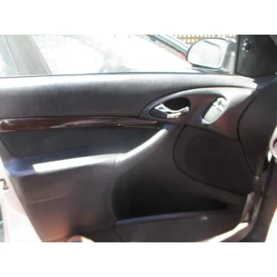 FORD FOCUS TURNIER (CAK) '1999 GHIA GRIS