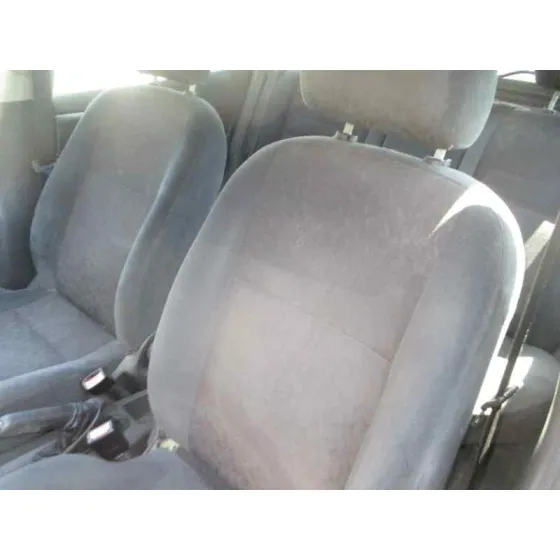 FORD FOCUS TURNIER (CAK) '1999 GHIA GRIS