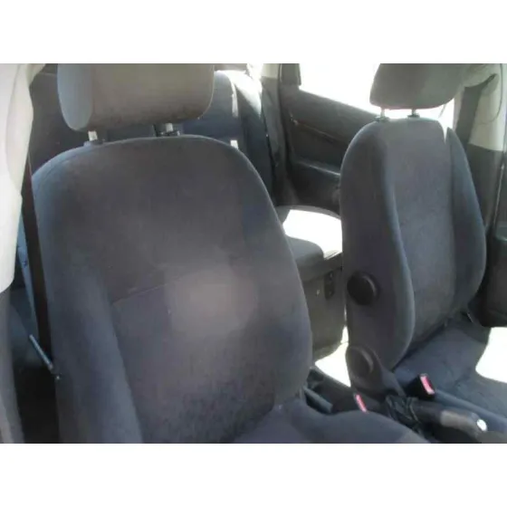 FORD FOCUS TURNIER (CAK) '1999 GHIA GRIS