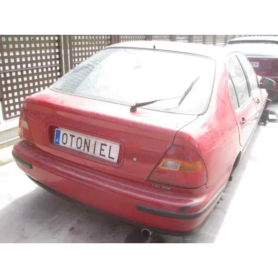 HONDA CIVIC BERLINA .5 (MA/MB) '1995 1.6 SR VTEC (MB1) ROJO