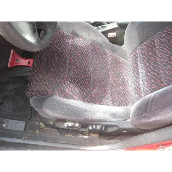 HONDA CIVIC BERLINA .5 (MA/MB) '1995 1.6 SR VTEC (MB1) ROJO