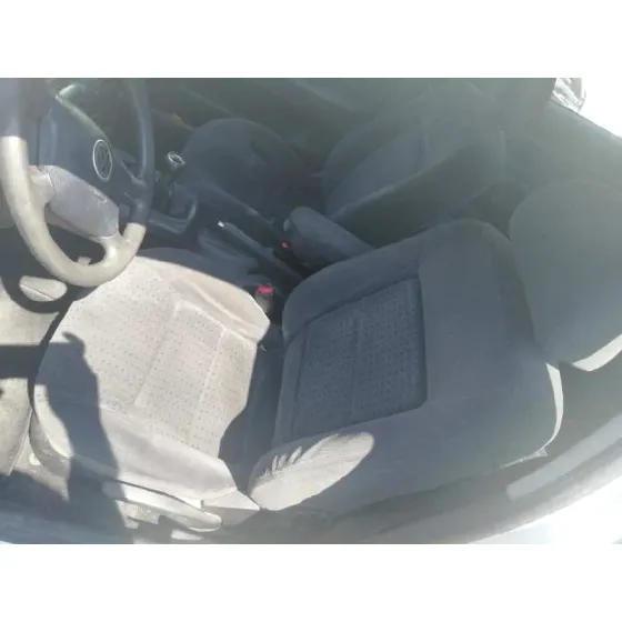 VOLKSWAGEN PASSAT BERLINA (3B2) '1999 BASICO BLANCO