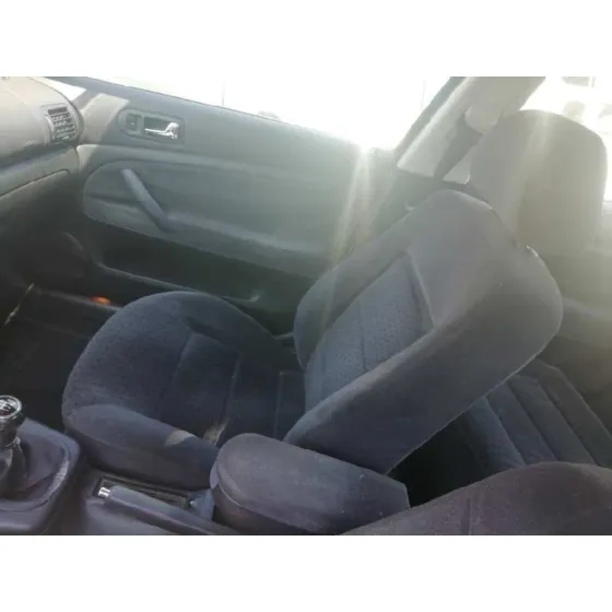 VOLKSWAGEN PASSAT BERLINA (3B2) '1999 BASICO BLANCO