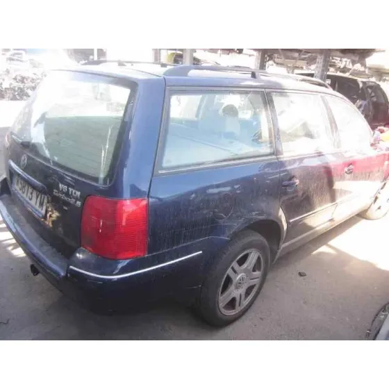 VOLKSWAGEN PASSAT VARIANT (3B5) '1999 V6 TDI HIGHLINE AZUL