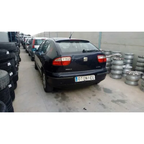 SEAT LEON (1M1) '2000 SIGNO AZUL