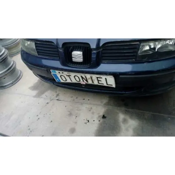 SEAT LEON (1M1) '2000 SIGNO AZUL