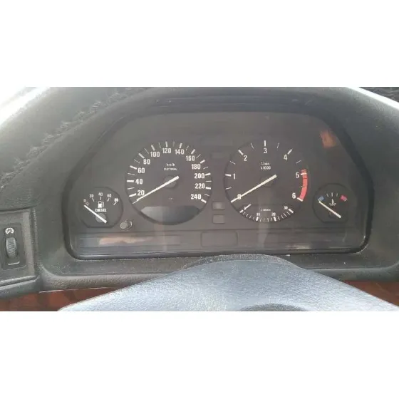 BMW SERIE 5 BERLINA (E34) '1992 525TDS VERDE
