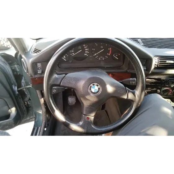 BMW SERIE 5 BERLINA (E34) '1992 525TDS VERDE