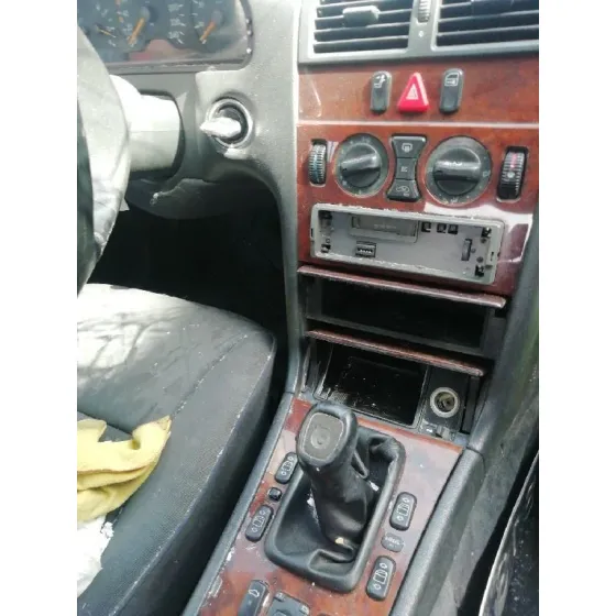 MERCEDES CLASE E (W210) BERLINA '1998 240 (210.061) GRIS