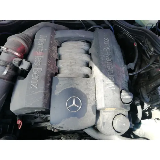 MERCEDES CLASE E (W210) BERLINA '1998 240 (210.061) GRIS