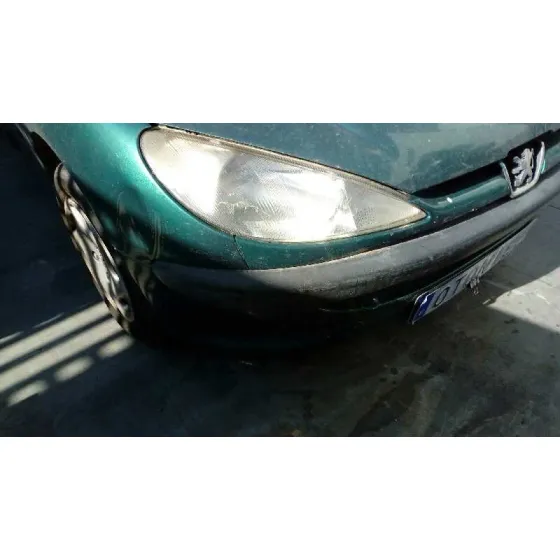 PEUGEOT 206 BERLINA '1999 XR VERDE