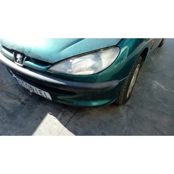 PEUGEOT 206 BERLINA '1999 XR VERDE