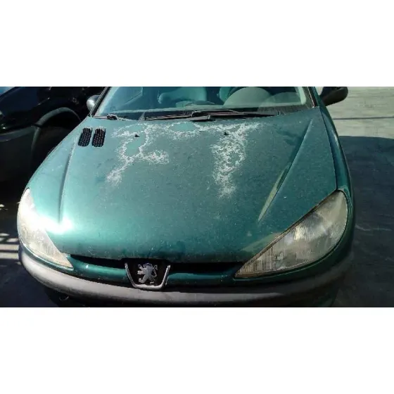 PEUGEOT 206 BERLINA '1999 XR VERDE