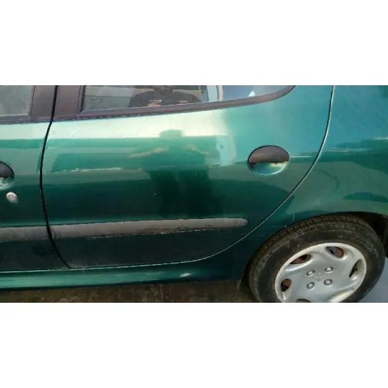 PEUGEOT 206 BERLINA '1999 XR VERDE