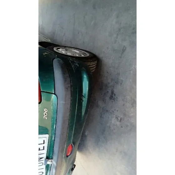 PEUGEOT 206 BERLINA '1999 XR VERDE