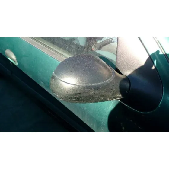 PEUGEOT 206 BERLINA '1999 XR VERDE