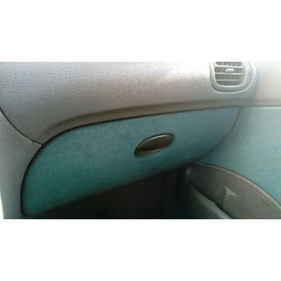 PEUGEOT 206 BERLINA '1999 XR VERDE