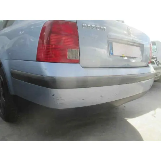 VOLKSWAGEN PASSAT BERLINA (3B2) '2000 * AZUL CLARO