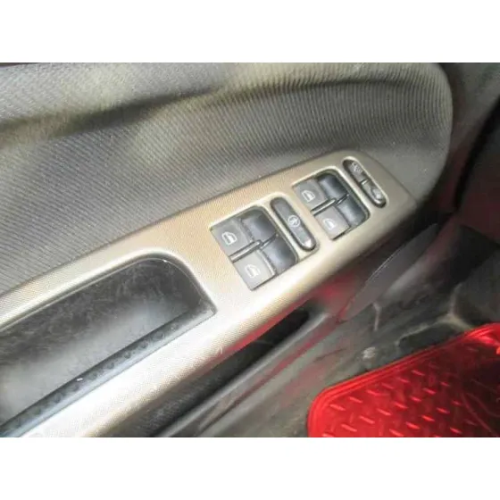 VOLKSWAGEN PASSAT BERLINA (3B2) '2000 * AZUL CLARO