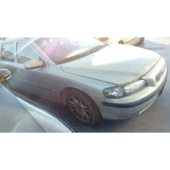 VOLVO V70 FAMILIAR '2000 2.4 T / 2.5 T GRIS VERDE