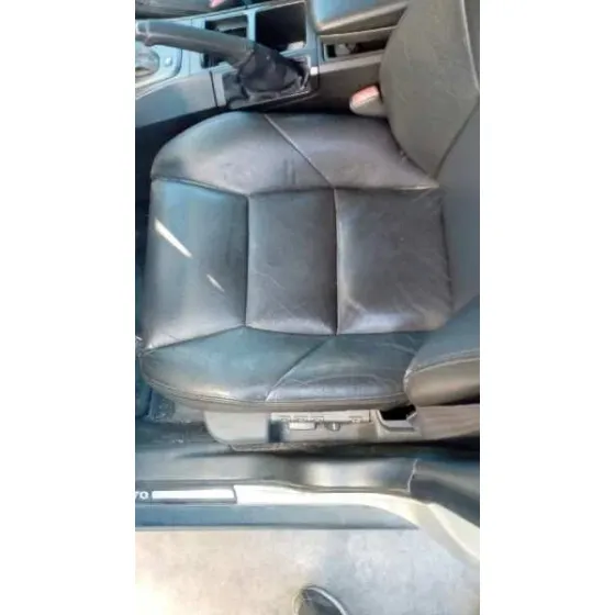 VOLVO V70 FAMILIAR '2000 2.4 T / 2.5 T GRIS VERDE