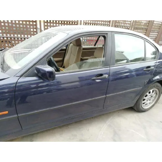 BMW SERIE 3 BERLINA (E46) '2000 320D AZUL