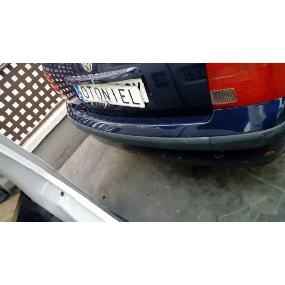 VOLKSWAGEN PASSAT BERLINA (3B2) '2000 COMFORTLINE AZUL
