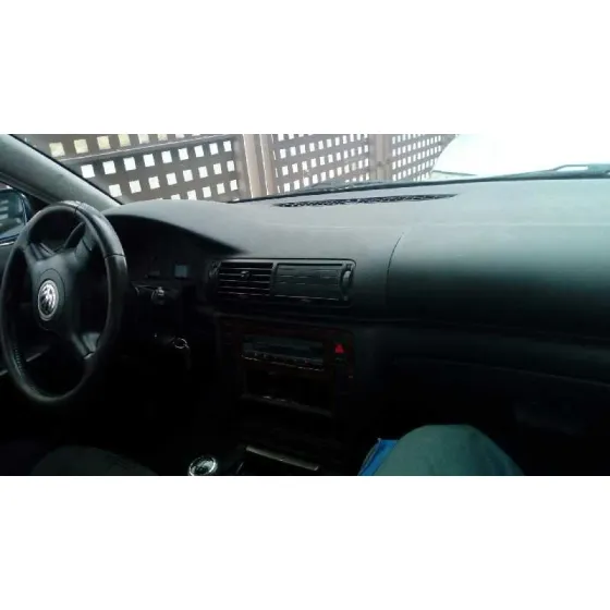 VOLKSWAGEN PASSAT BERLINA (3B2) '2000 COMFORTLINE AZUL