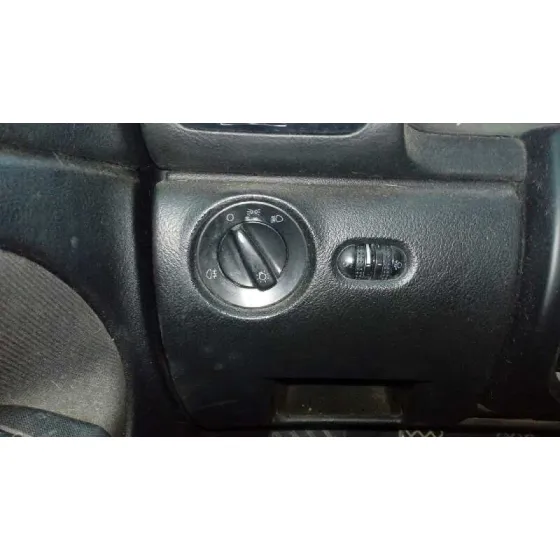 VOLKSWAGEN PASSAT BERLINA (3B2) '2000 COMFORTLINE AZUL