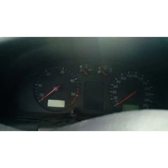 VOLKSWAGEN PASSAT BERLINA (3B2) '2000 COMFORTLINE AZUL