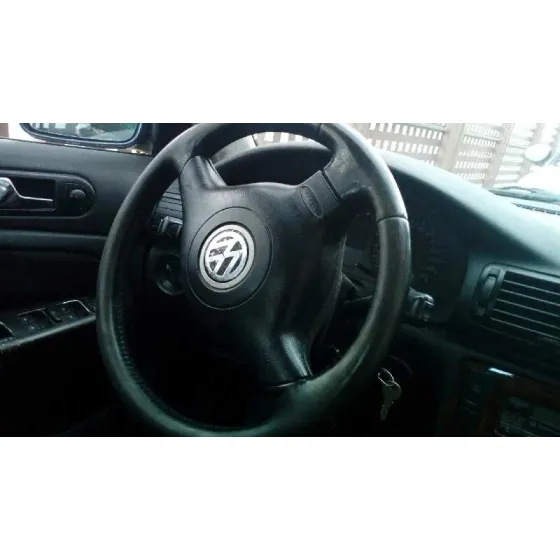 VOLKSWAGEN PASSAT BERLINA (3B2) '2000 COMFORTLINE AZUL