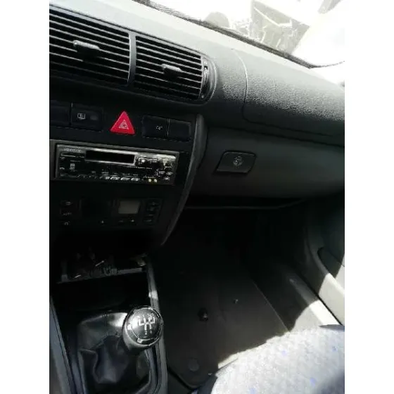 AUDI A3 (8L) '2000 1.8 20V TURBO GRIS