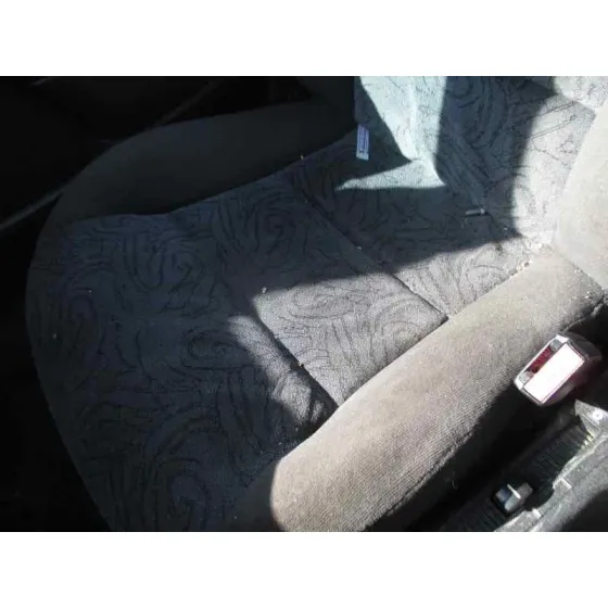 CITROEN XANTIA BERLINA '2000 2.0 HDI 90/110 ATTRACTION PLATA