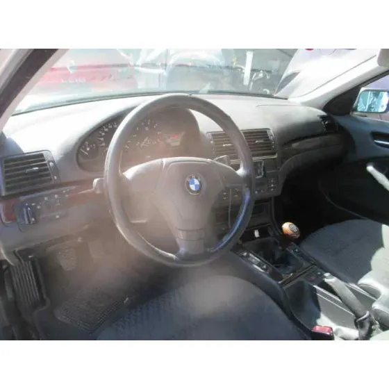 BMW SERIE 3 BERLINA (E46) '1999 318I