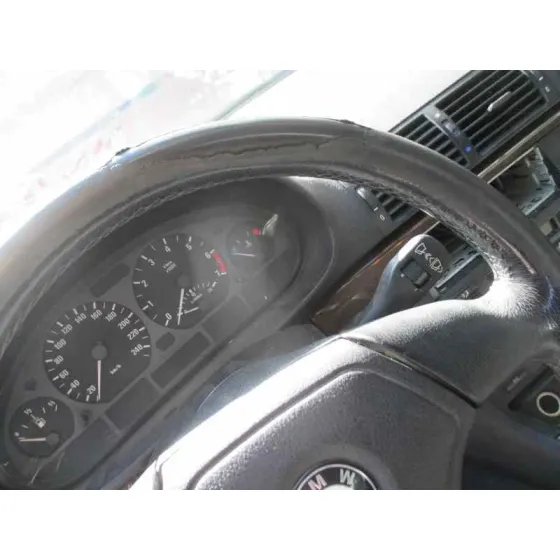 BMW SERIE 3 BERLINA (E46) '1999 318I