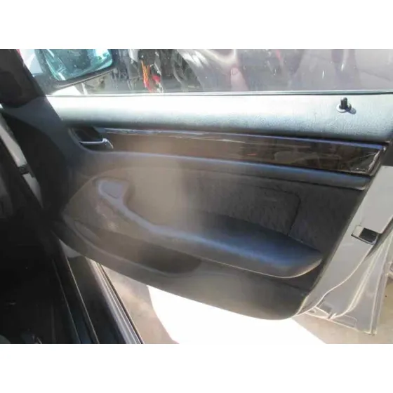 BMW SERIE 3 BERLINA (E46) '1999 318I