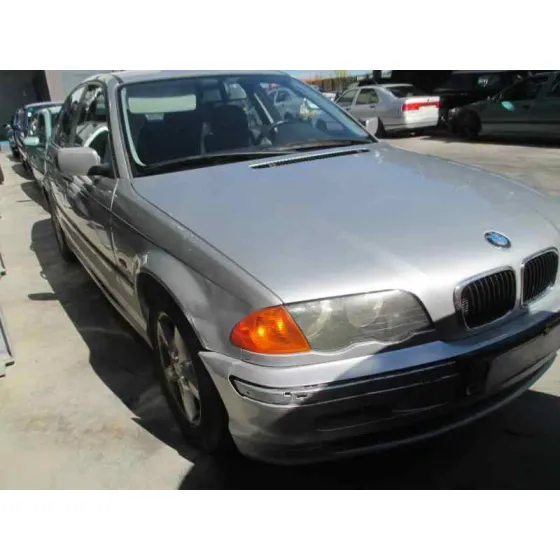 BMW SERIE 3 BERLINA (E46) '1999 318I